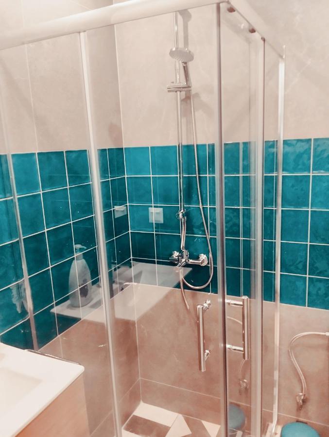 Romeo Isimeriahomz Apartment เทสซาโลนิกิ ภายนอก รูปภาพ