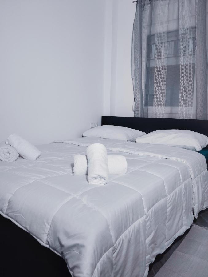 Romeo Isimeriahomz Apartment เทสซาโลนิกิ ภายนอก รูปภาพ